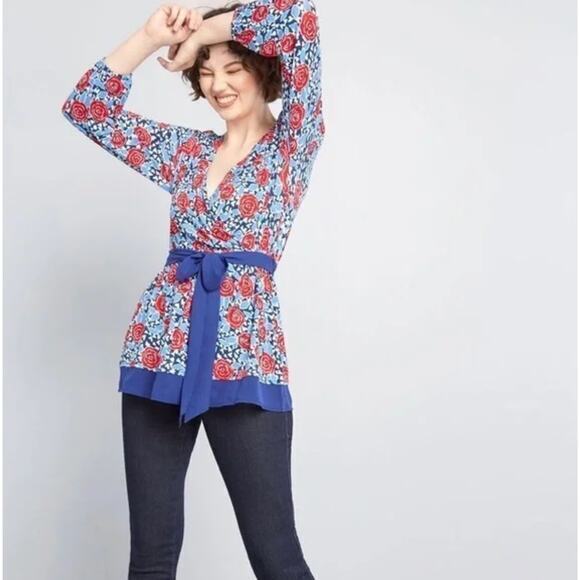 ModCloth rose print Outgoing Guidance Surplice Top, size 2X - Picture 16 of 16